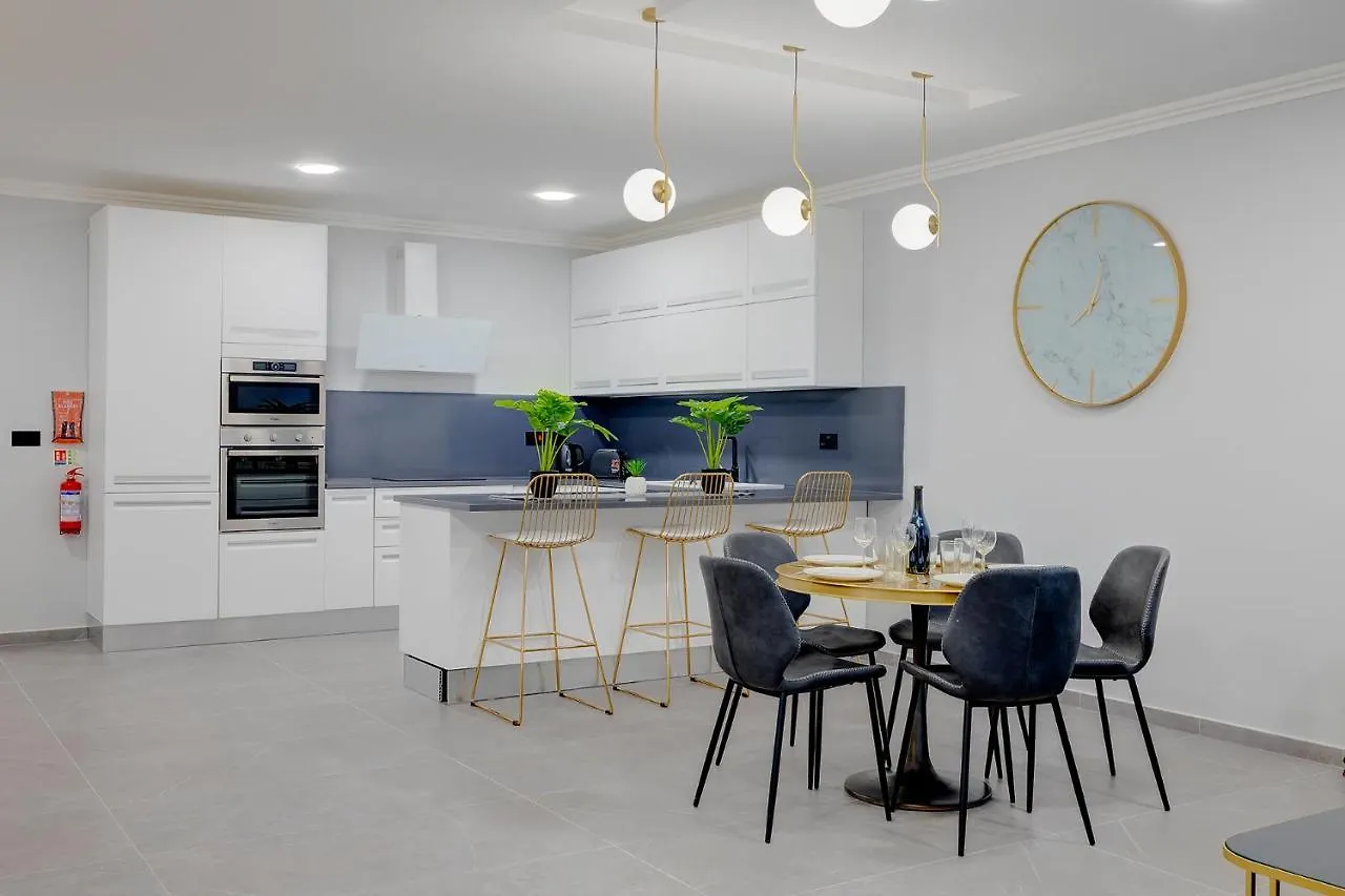 Art Deco Apartment In Central Sliema 0*,  Malta