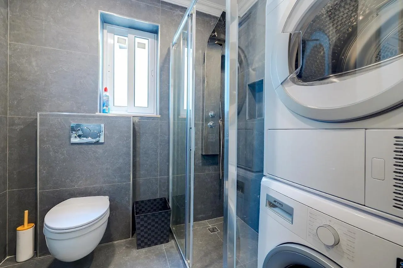Art Deco Apartment In Central Sliema