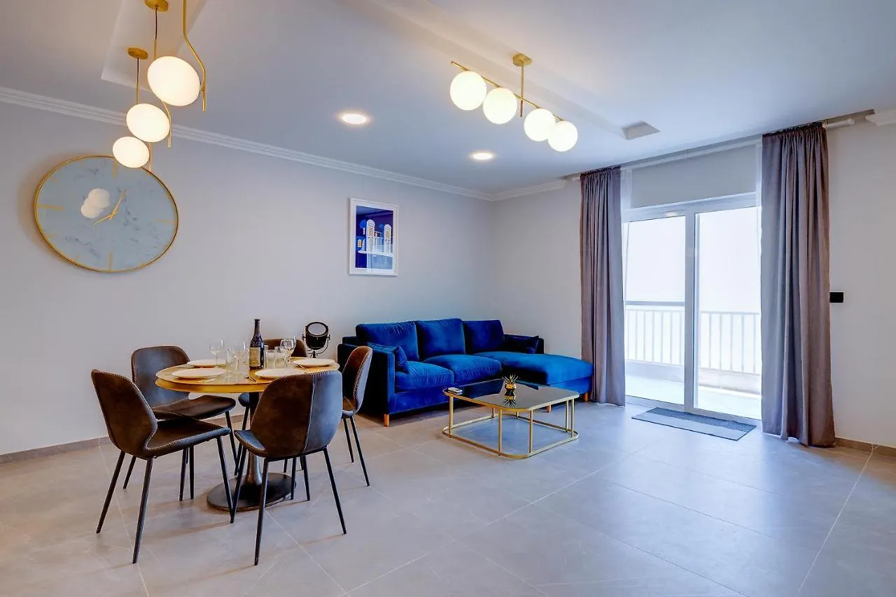 Art Deco Apartment In Central Sliema 0*,