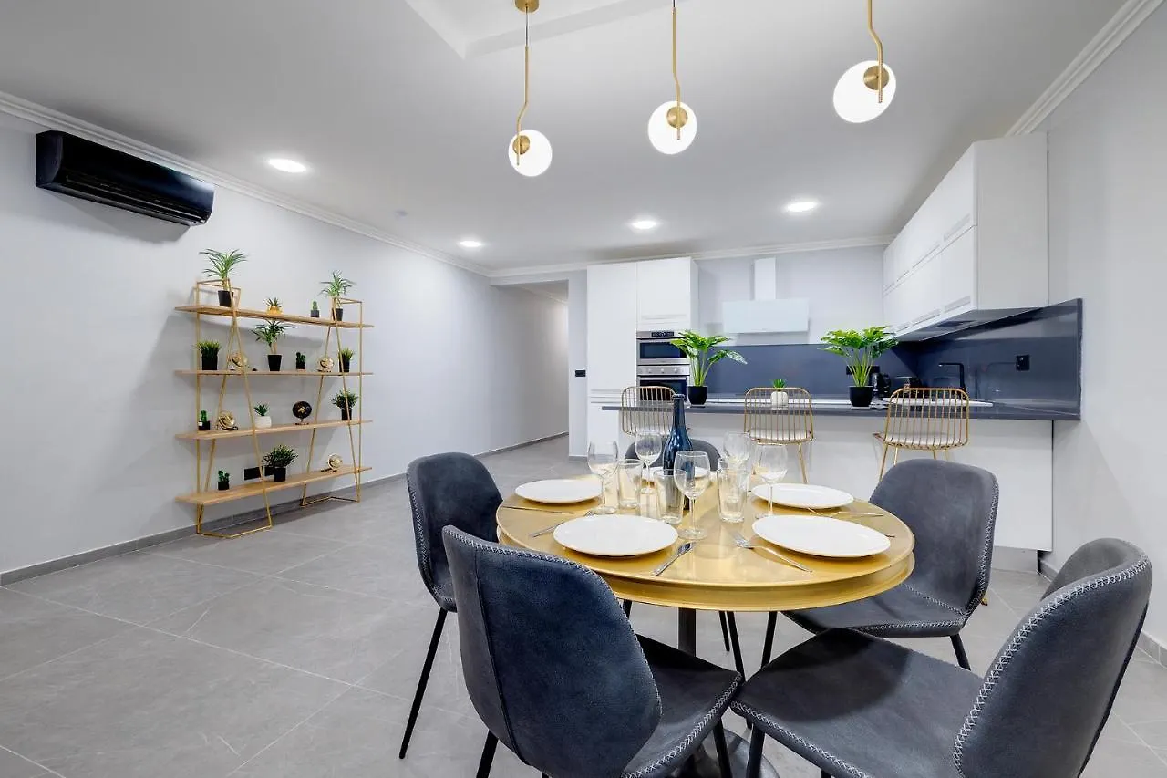 Art Deco Apartment In Central Sliema 0*,  Malta