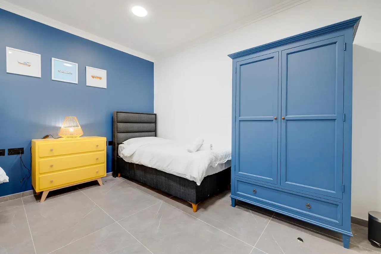 Art Deco Apartment In Central Sliema